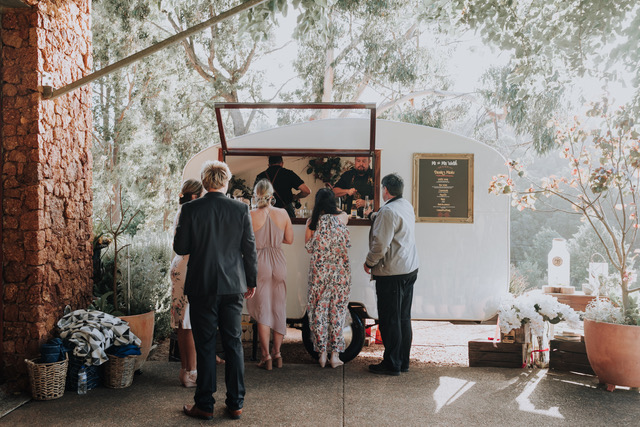 Stonebarn Wedding: Emily & Patrick